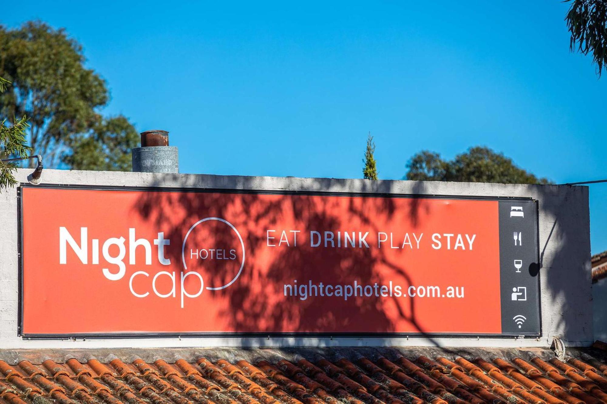 Nightcap At Ferntree Gully Hotel Motel Exterior photo